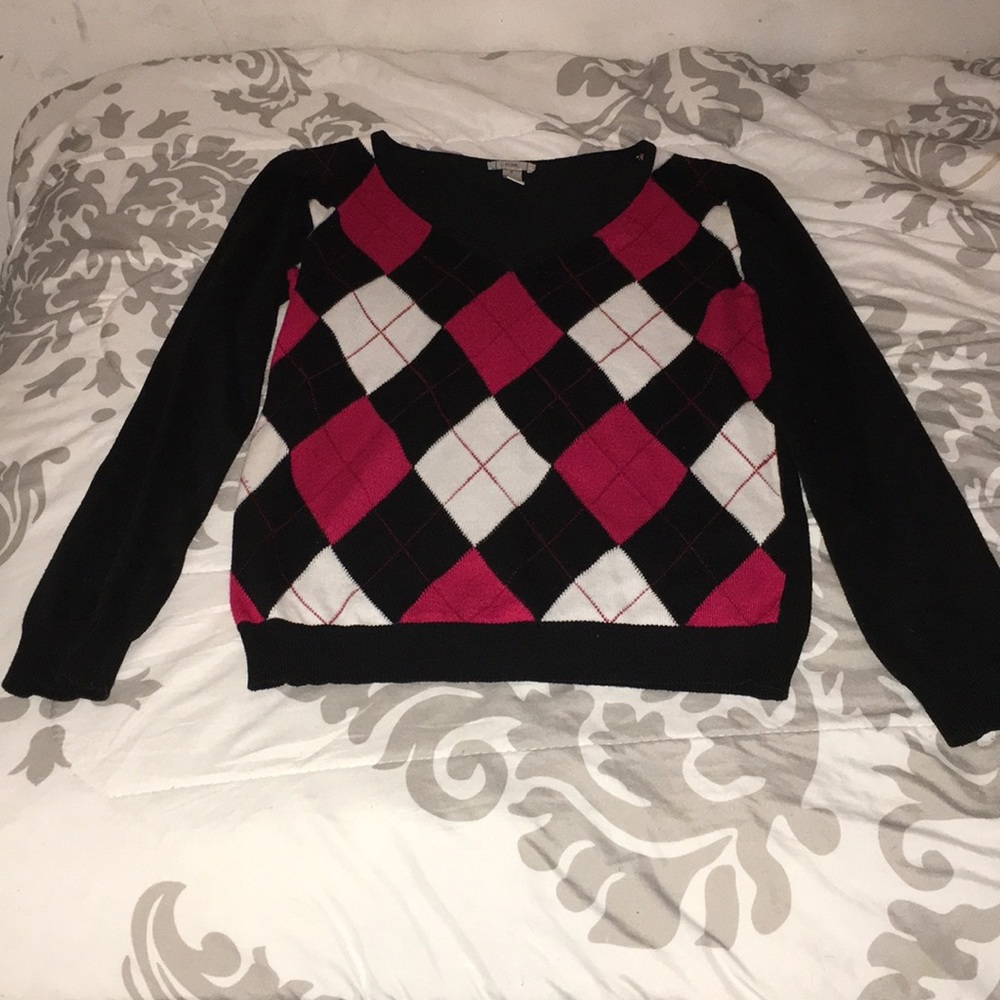 V-Neck Long Sleeve Shirt